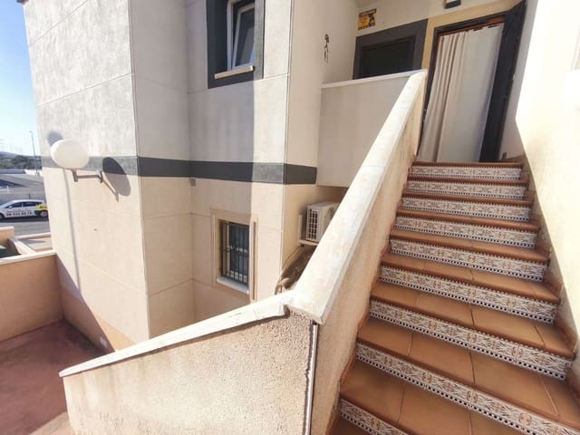 2 slaapkamer Strandappartement te koop in Orihuela - € 135.000 (Ref: 9643798)