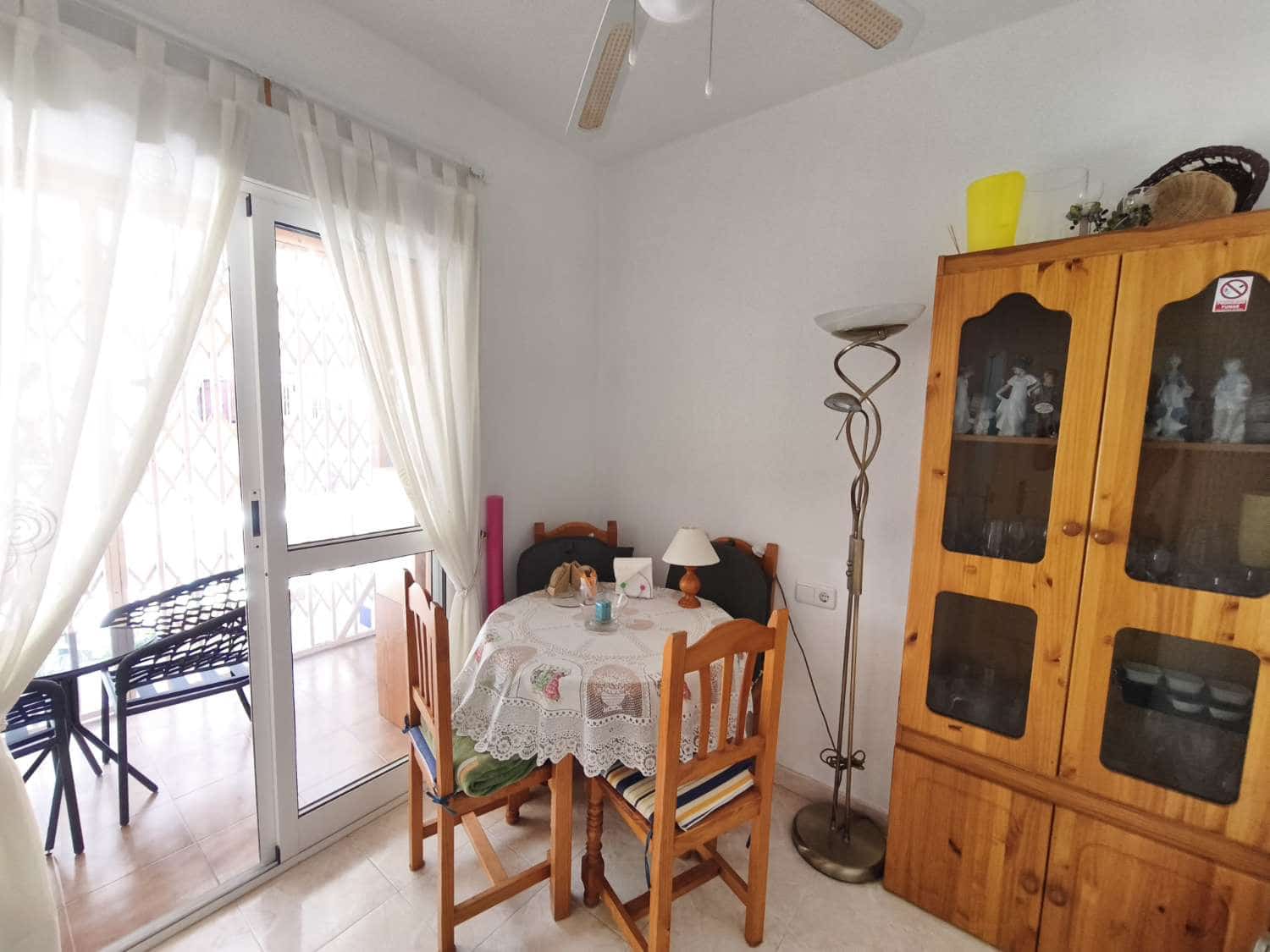 Piso de 3 habitaciones en Orihuela en venta con piscina - 150.000 € (Ref: 9665970)