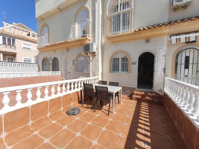 Piso de 3 habitaciones en Orihuela en venta con piscina - 150.000 € (Ref: 9665970)