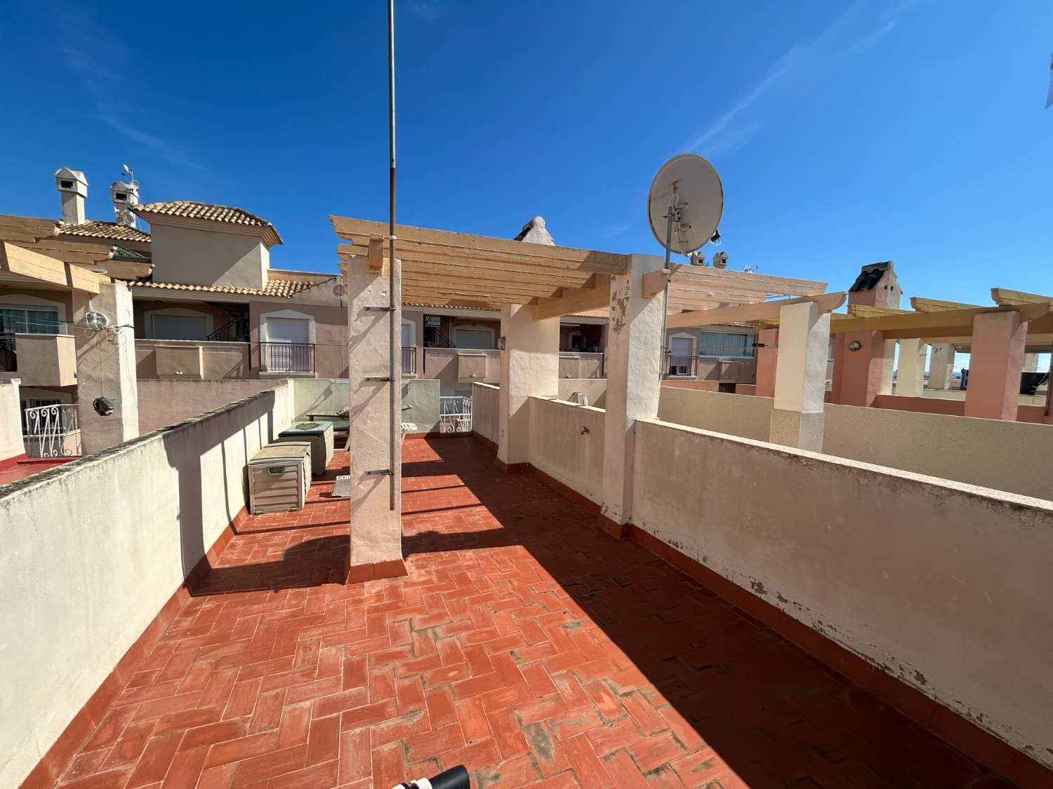 Piso de 3 habitaciones en Orihuela en venta con piscina - 150.000 € (Ref: 9665970)