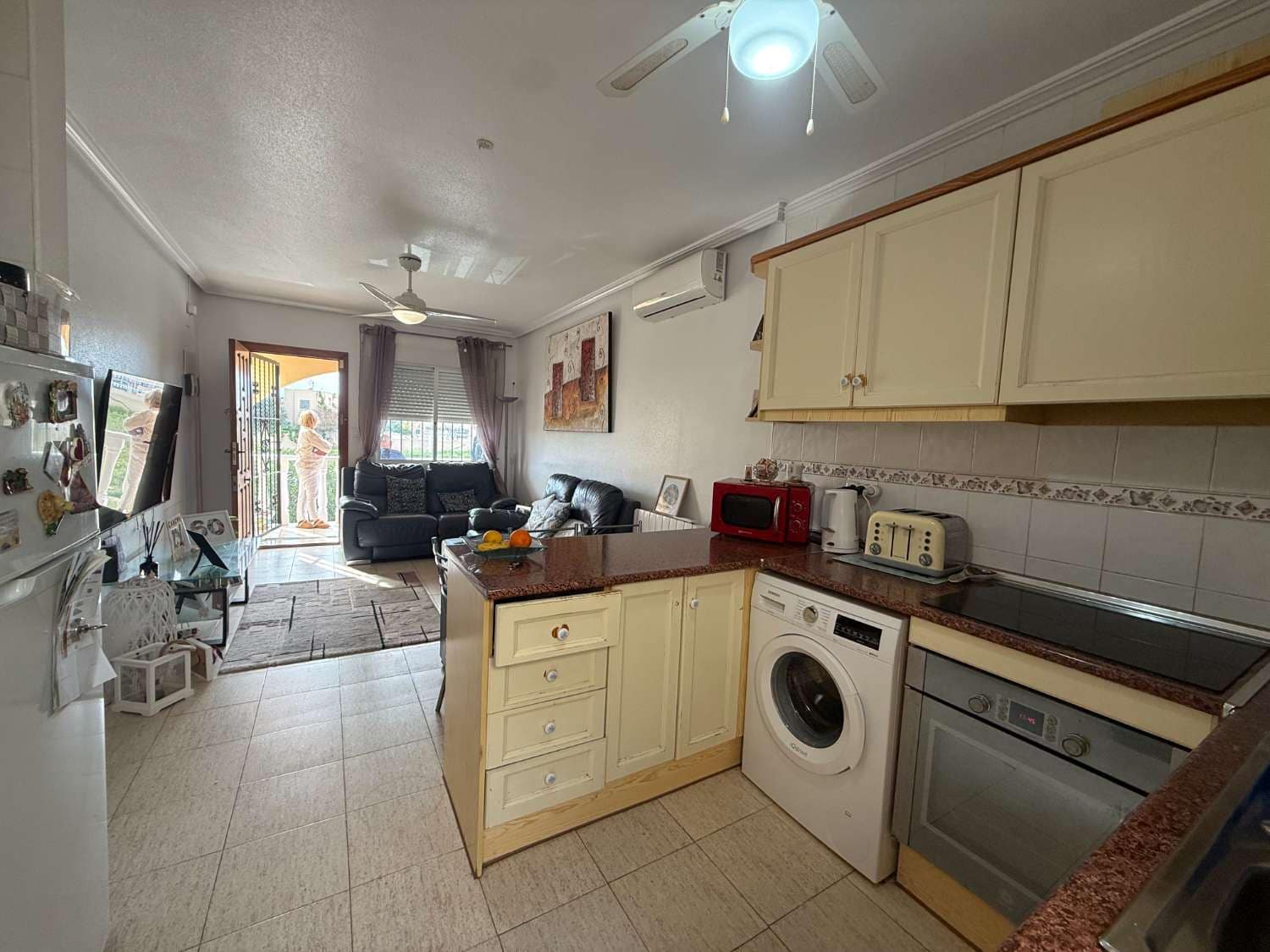 2 bedroom Beach Apartment for sale in Orihuela - € 139,000 (Ref: 9665971)