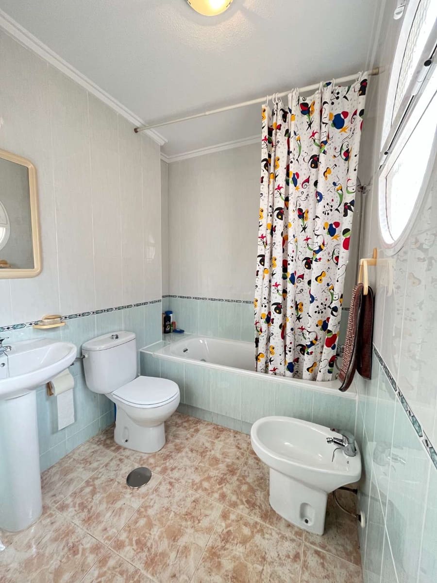 2 Zimmer Haus zu verkaufen in Orihuela mit Pool - 165.000 € (Ref: 9679519)