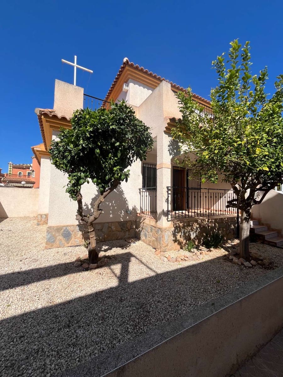 2 Zimmer Haus zu verkaufen in Orihuela mit Pool - 165.000 € (Ref: 9679519)