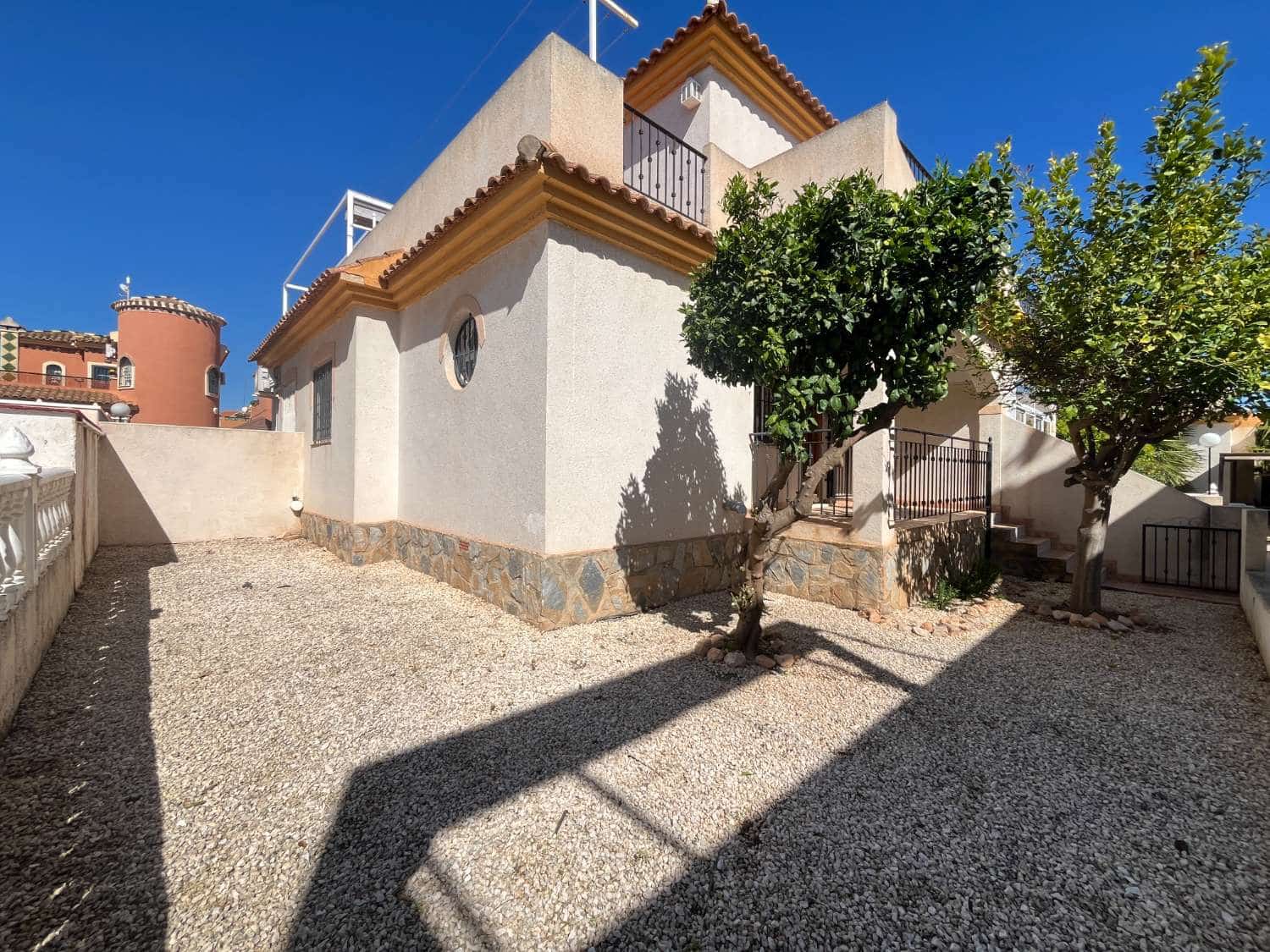 2 Zimmer Haus zu verkaufen in Orihuela mit Pool - 165.000 € (Ref: 9679519)