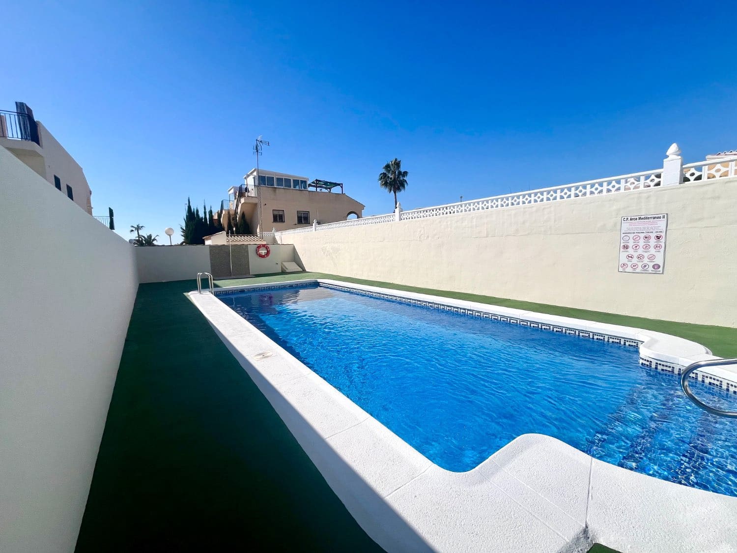 2 camera da letto Bungalow in vendita in Orihuela con piscina - 159.000 € (Rif: 9679521)