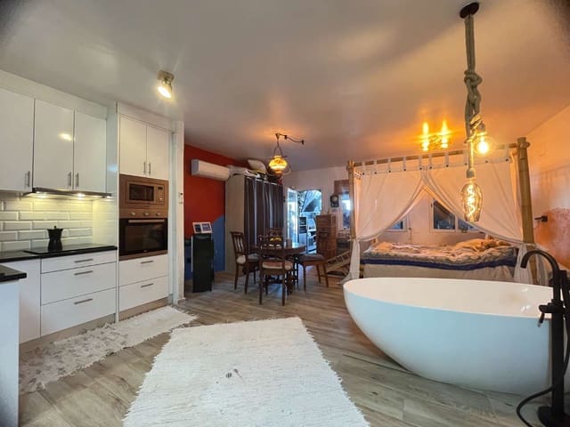 Bungalow in vendita in Torrevieja - 135.000 € (Rif: 9686097)