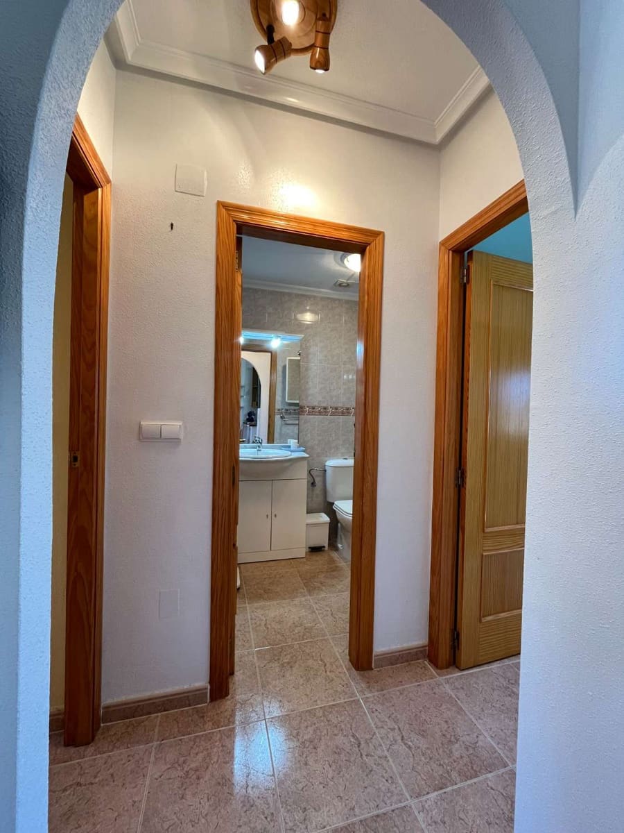 2 soverom Strandleiligheter til salgs i Orihuela med svømmebasseng - € 145 000 (Ref: 9690081)