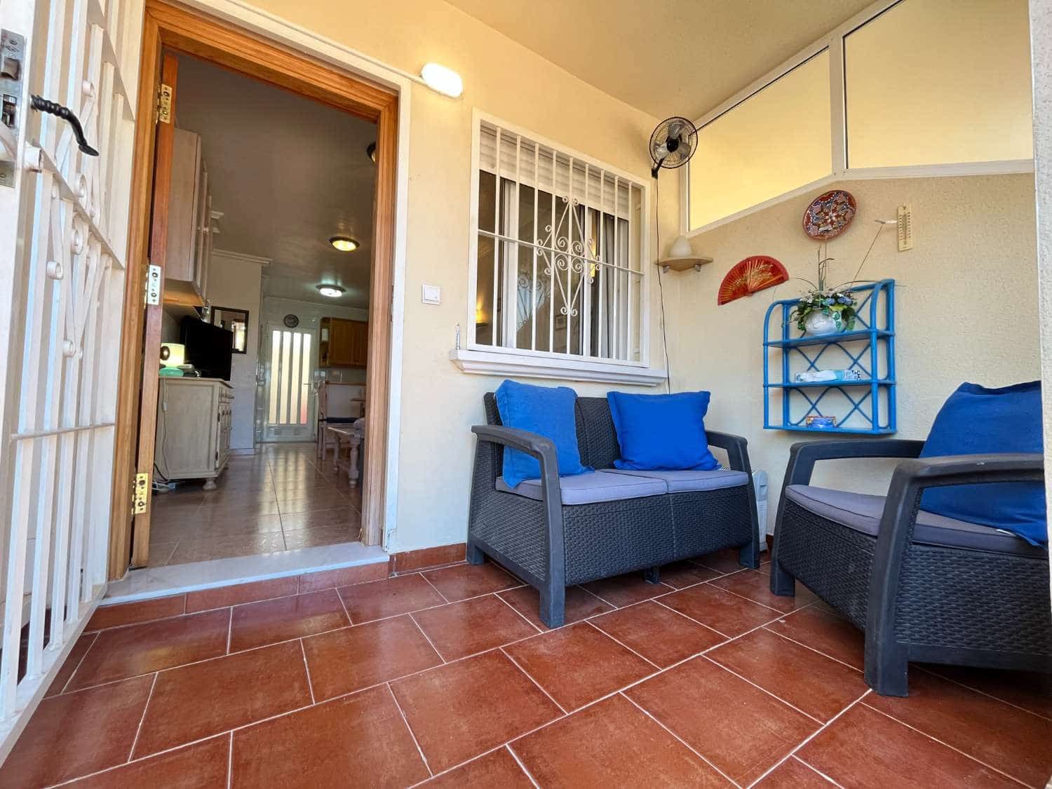 2 soverom Strandleiligheter til salgs i Orihuela med svømmebasseng - € 145 000 (Ref: 9690081)