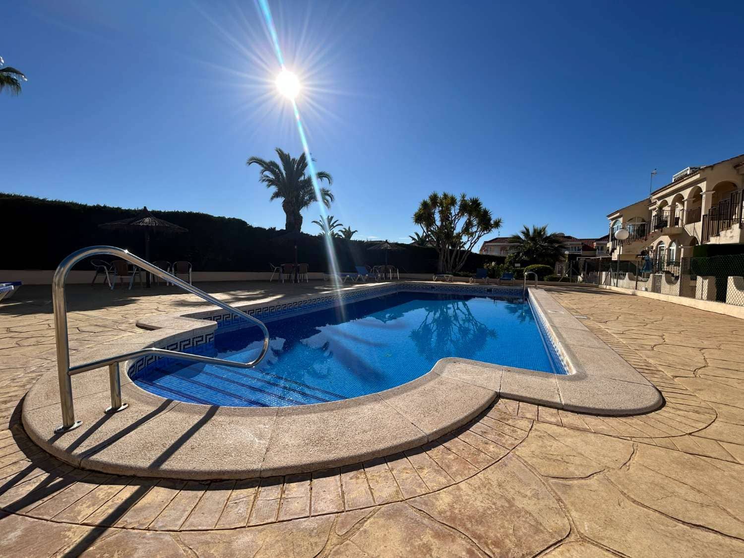 2 soverom Strandleiligheter til salgs i Orihuela med svømmebasseng - € 145 000 (Ref: 9690081)