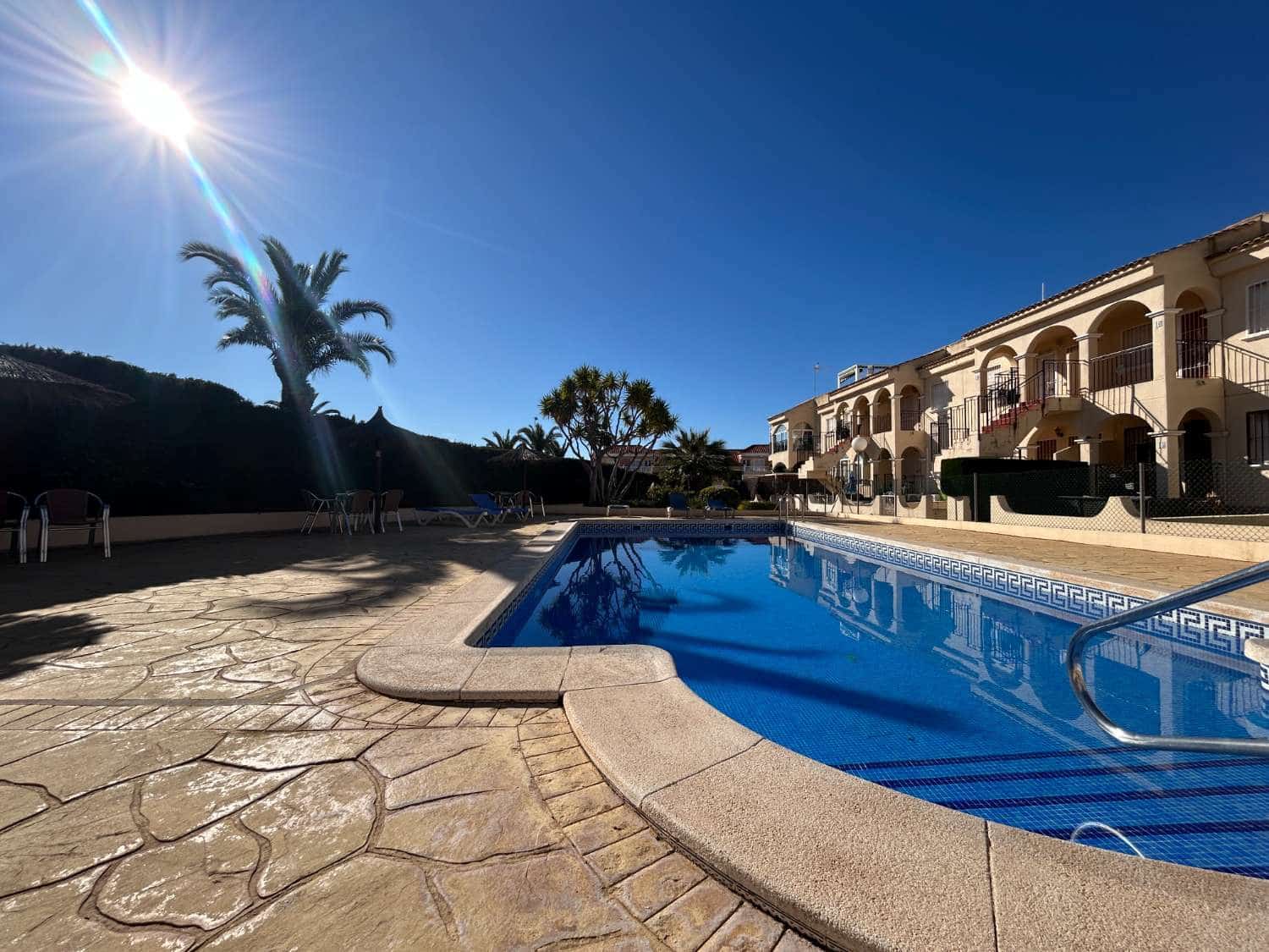 2 soverom Strandleiligheter til salgs i Orihuela med svømmebasseng - € 145 000 (Ref: 9690081)