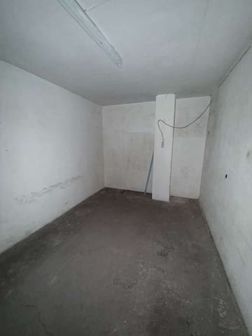 Garagem para venda em Torrevieja - 13 000 € (Ref: 9711136)