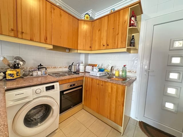 2 soveværelse Strandlejlighed til salg i Orihuela - € 139.900 (Ref: 9711137)