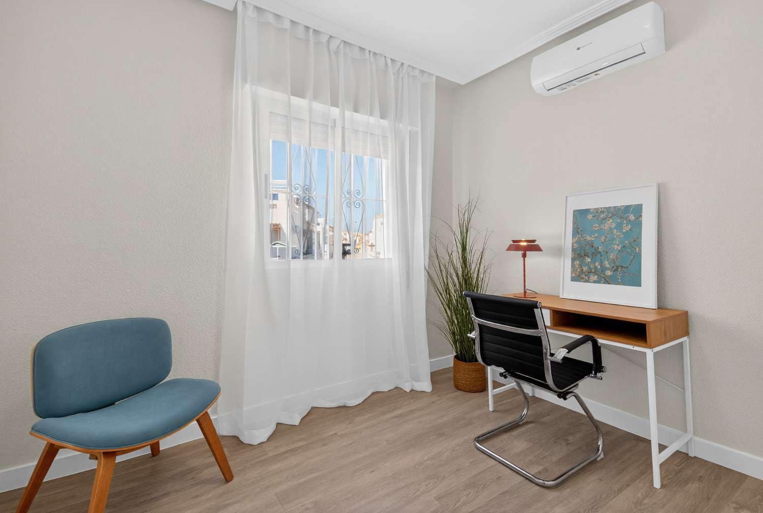 3 bedroom Bungalow for sale in Torrevieja with pool garage - € 269,000 (Ref: 9731693)