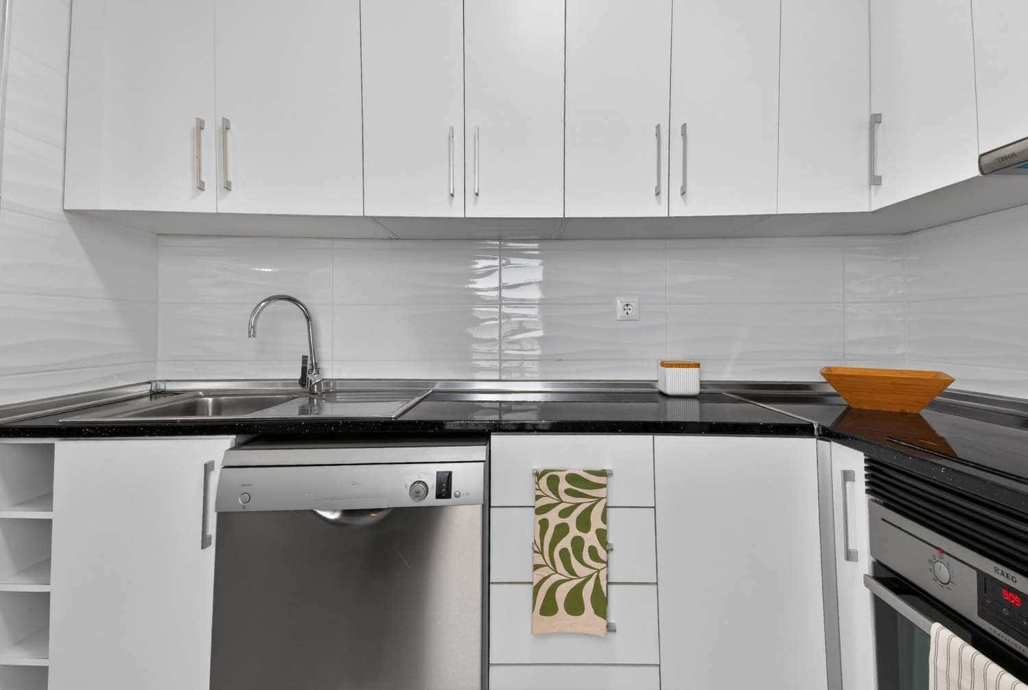 3 bedroom Bungalow for sale in Torrevieja with pool garage - € 269,000 (Ref: 9731693)