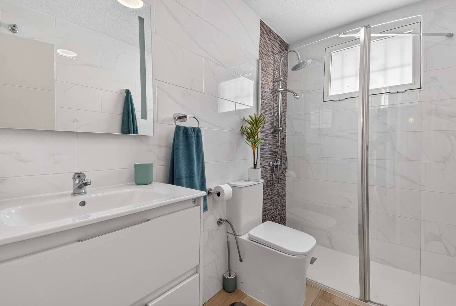 3 bedroom Bungalow for sale in Torrevieja with pool garage - € 269,000 (Ref: 9731693)