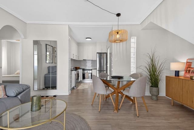 3 camera da letto Bungalow in vendita in Torrevieja con piscina garage - 249.900 € (Rif: 9731693)