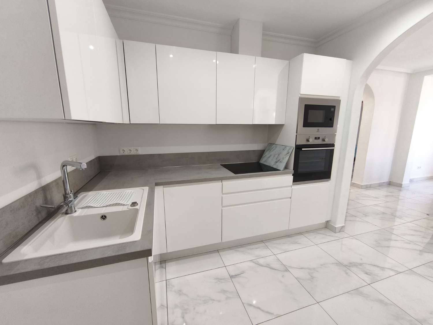 3 soveværelse Villa til salg i Ciudad Quesada med swimmingpool garage - € 425.000 (Ref: 9751635)