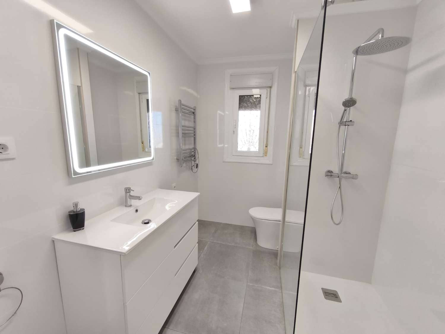 3 soveværelse Villa til salg i Ciudad Quesada med swimmingpool garage - € 425.000 (Ref: 9751635)