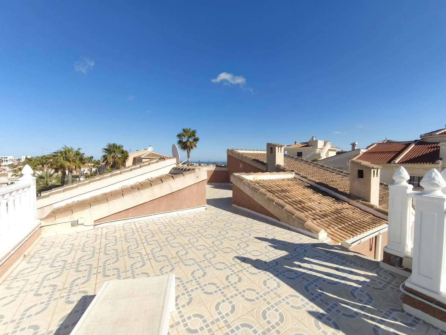 3 soveværelse Villa til salg i Ciudad Quesada med swimmingpool garage - € 425.000 (Ref: 9751635)