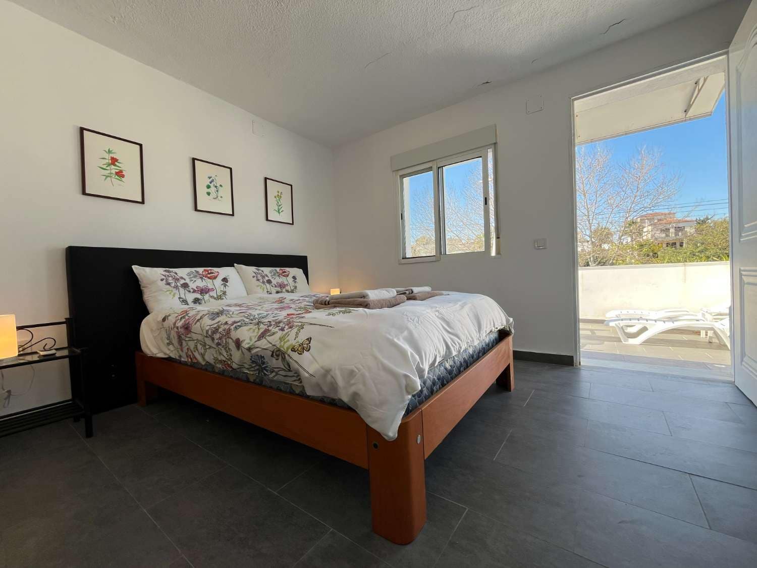 3 bedroom Villa for sale in Torrevieja with pool - € 585,000 (Ref: 9751636)