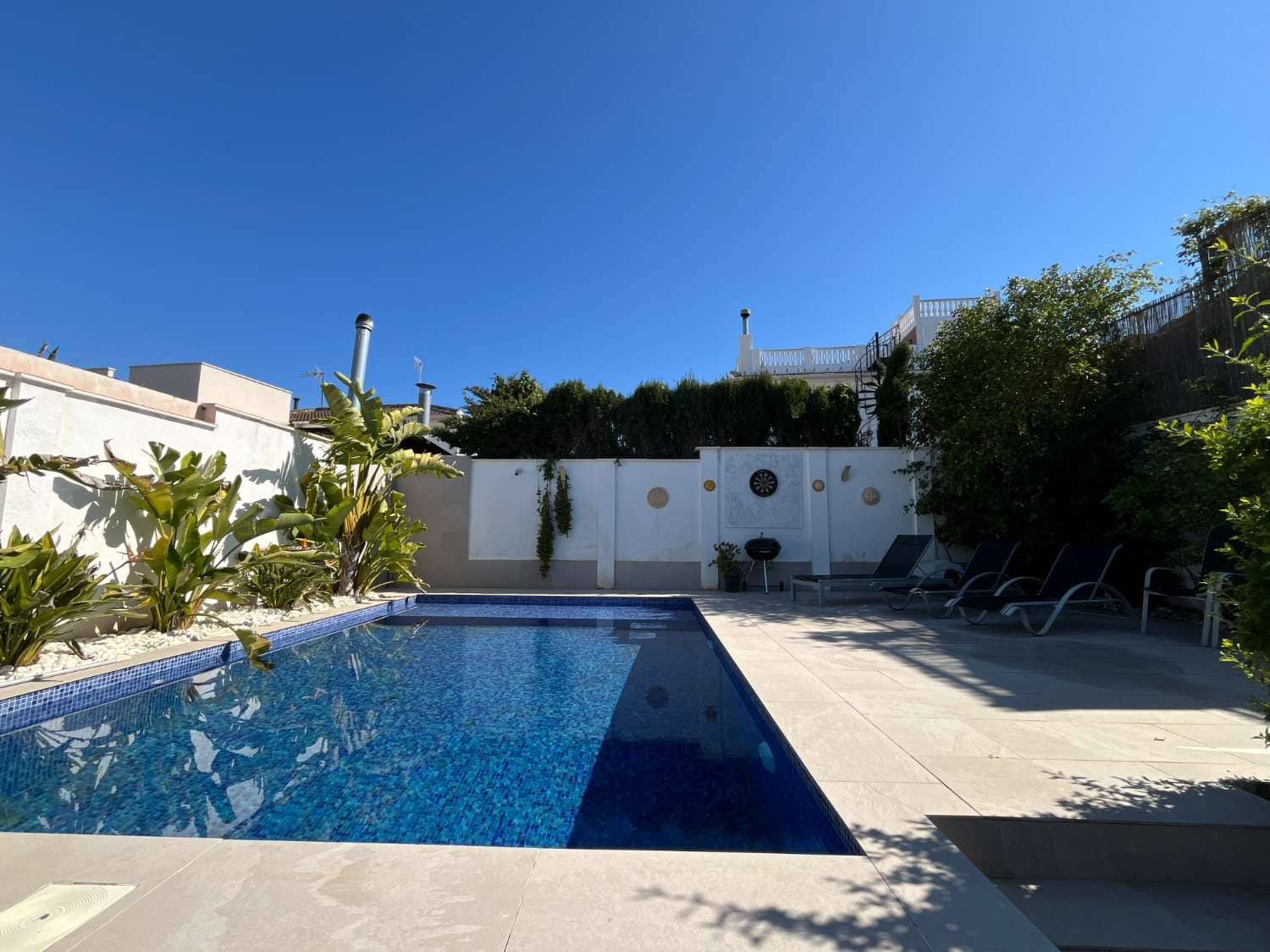 3 bedroom Villa for sale in Torrevieja with pool - € 585,000 (Ref: 9751636)