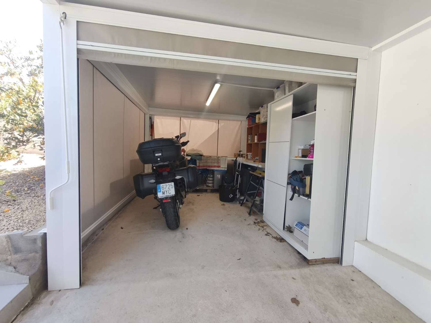 3 bedroom Villa for sale in Torrevieja with pool - € 585,000 (Ref: 9751636)