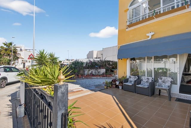 2 camera da letto Appartamento sulla Spiaggia in vendita in Orihuela con piscina - 159.000 € (Rif: 9751637)