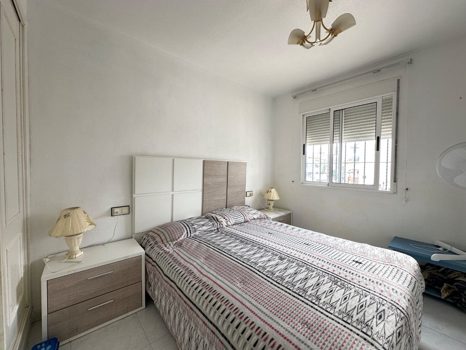 2 bedroom Beach Apartment for sale in Orihuela with pool - € 169,000 (Ref: 9751638)