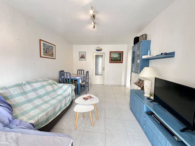 2 soveværelse Strandlejlighed til salg i Orihuela med swimmingpool - € 169.000 (Ref: 9751638)