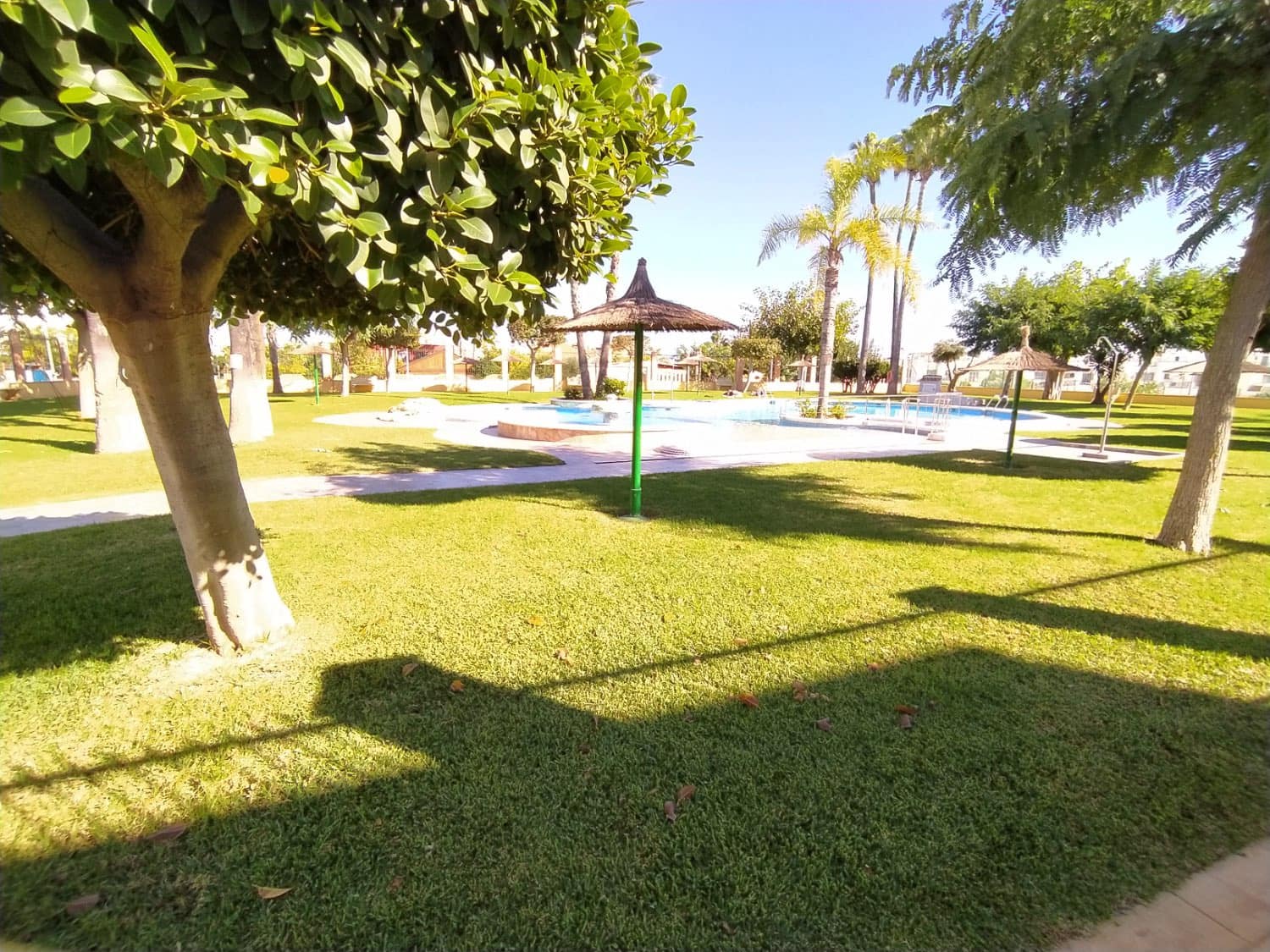 2 bedroom Beach Apartment for sale in Orihuela with pool - € 169,000 (Ref: 9751638)