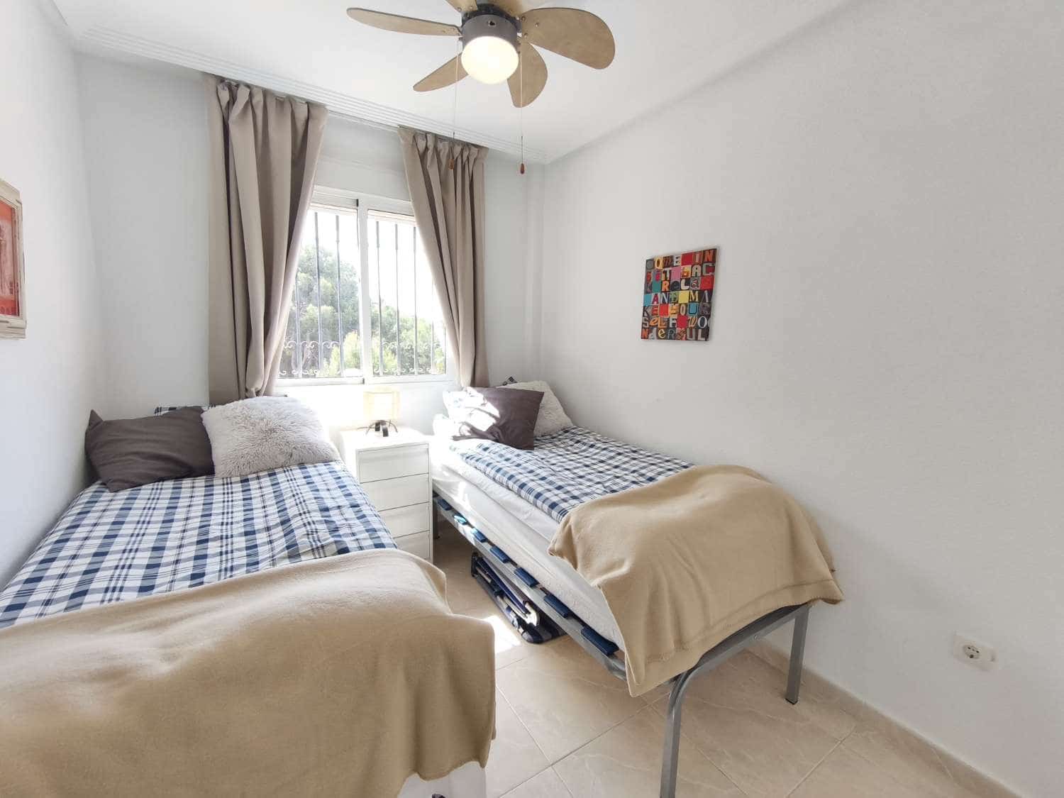 3 sypialnia Apartament przy plaży na sprzedaż w Orihuela z basenem - 199 000 € (Ref: 9755357)