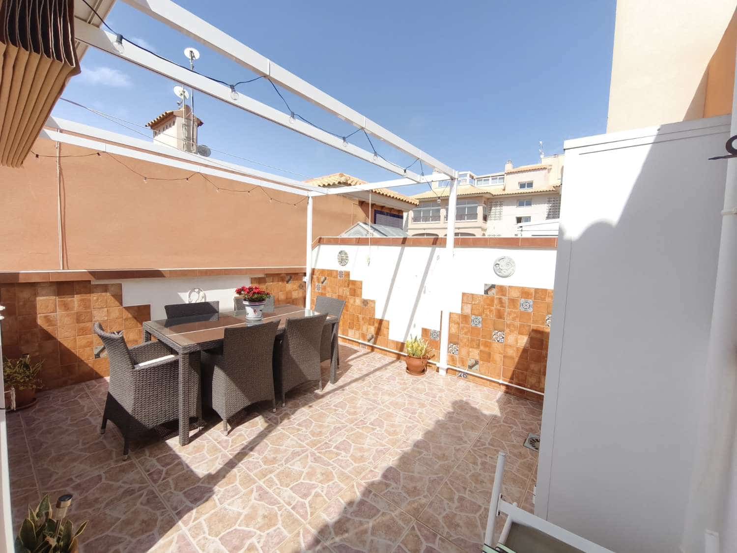 3 sypialnia Apartament przy plaży na sprzedaż w Orihuela z basenem - 199 000 € (Ref: 9755357)