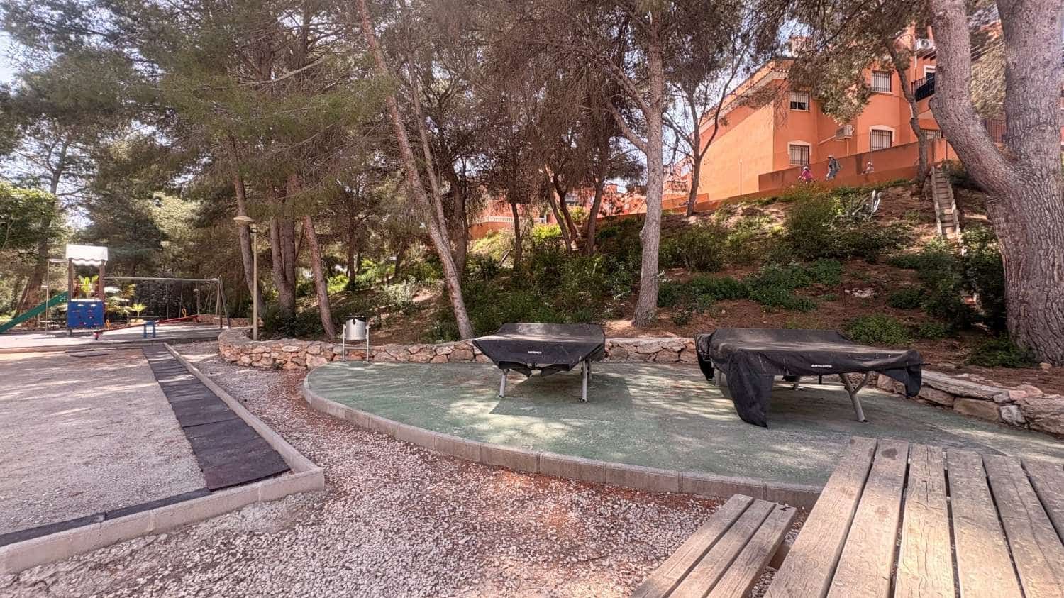 3 sypialnia Apartament przy plaży na sprzedaż w Orihuela z basenem - 199 000 € (Ref: 9755357)
