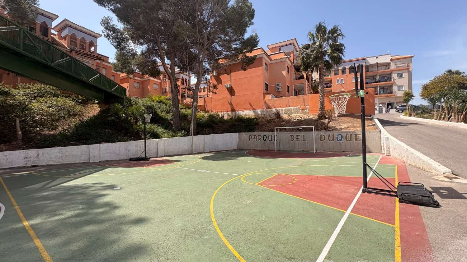 3 sypialnia Apartament przy plaży na sprzedaż w Orihuela z basenem - 199 000 € (Ref: 9755357)