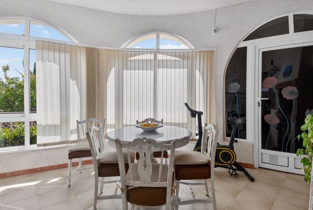 3 quarto Moradia para venda em Orihuela com piscina - 450 000 € (Ref: 9772741)