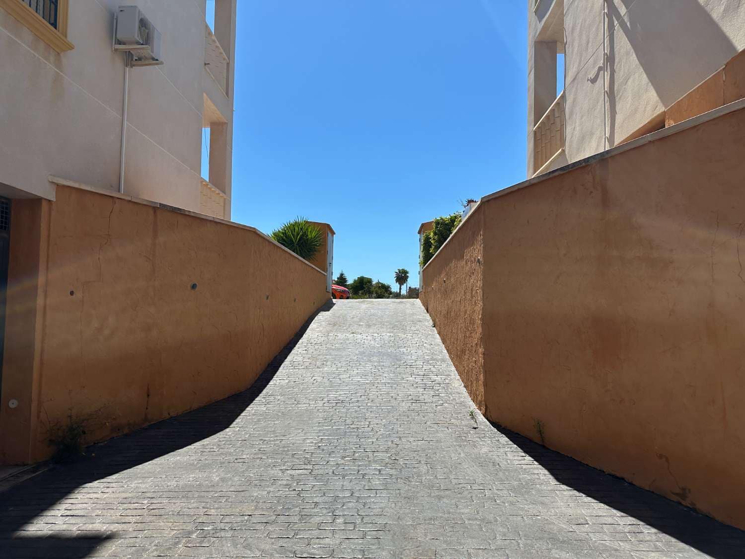 Garage for sale in Orihuela - € 7,000 (Ref: 9772742)