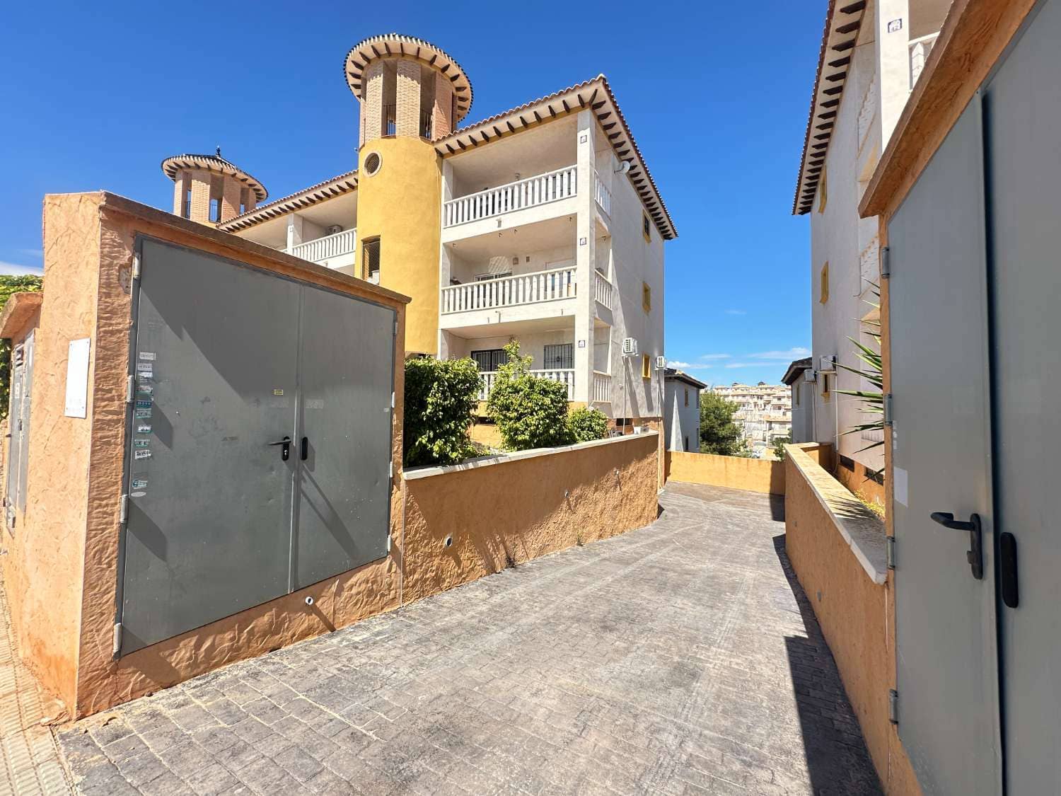 Garage for sale in Orihuela - € 7,000 (Ref: 9772742)