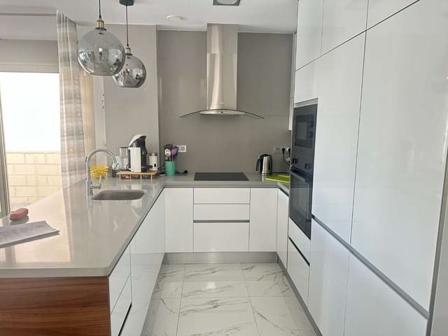 3 soveværelse Villa til salg i Orihuela med swimmingpool - € 375.000 (Ref: 9777686)