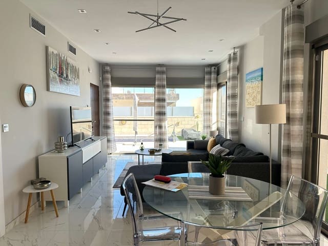 3 soveværelse Villa til salg i Orihuela med swimmingpool - € 375.000 (Ref: 9777686)