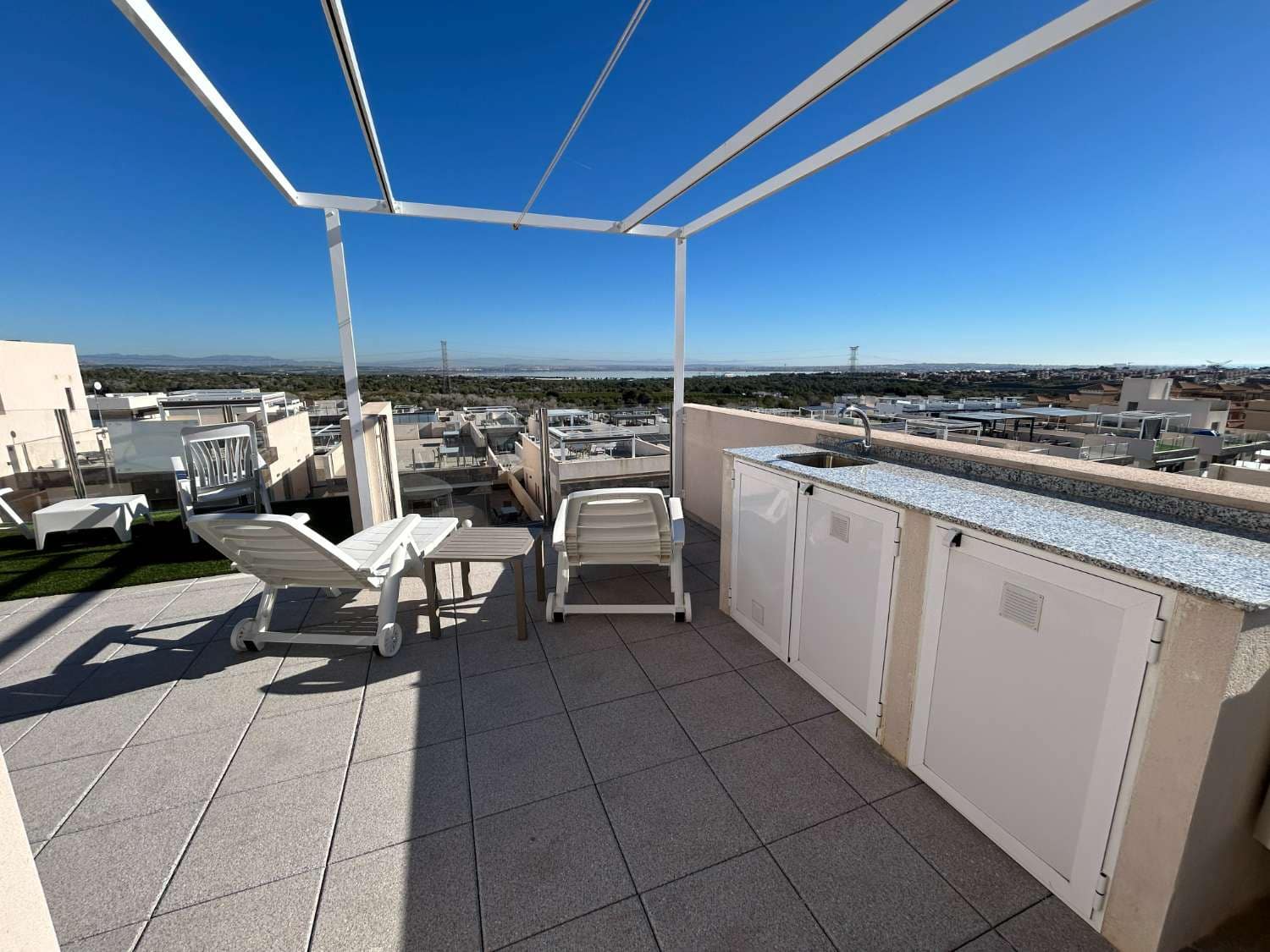 3 quarto Moradia para venda em Orihuela com piscina - 375 000 € (Ref: 9777686)