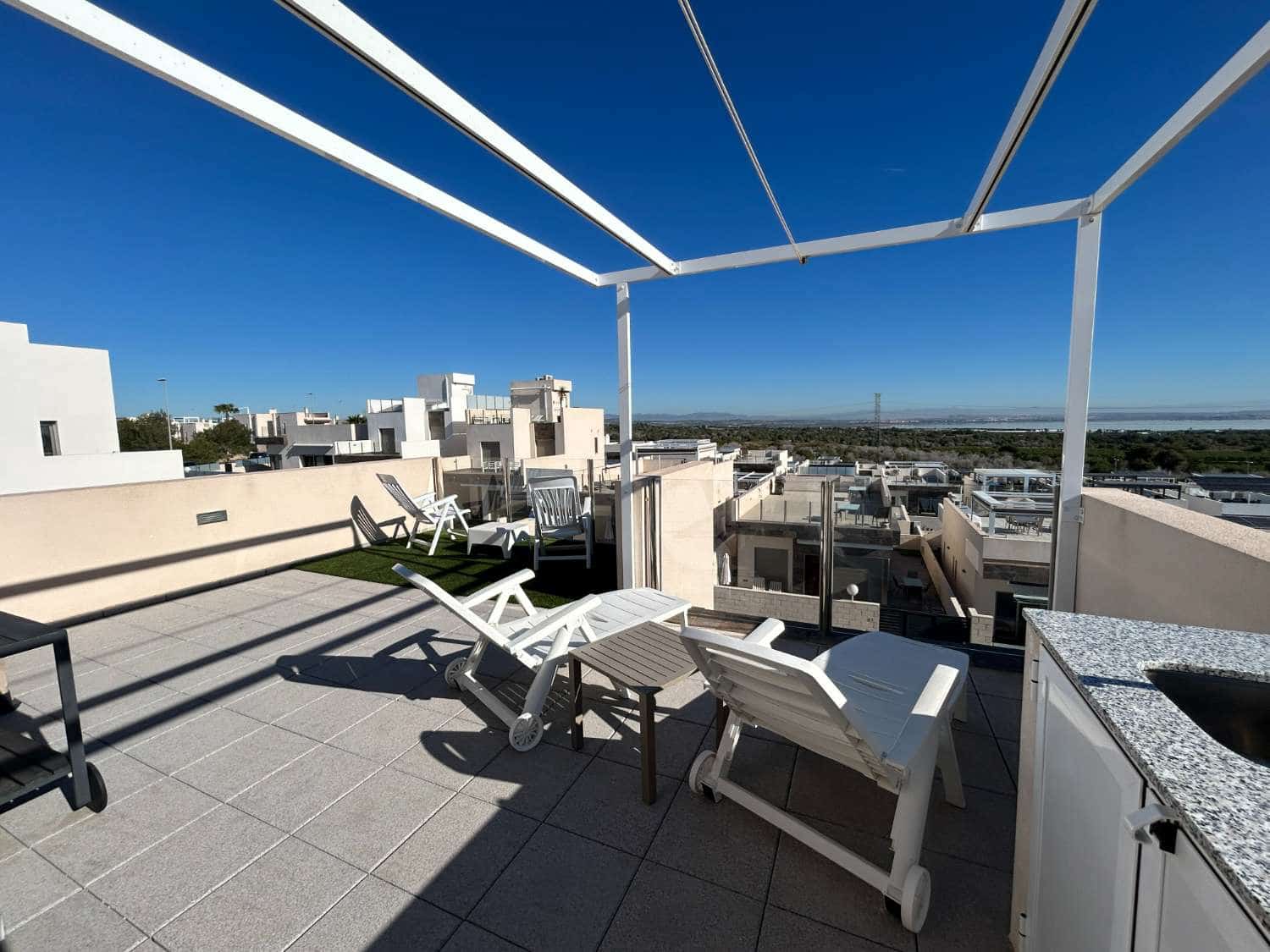 3 quarto Moradia para venda em Orihuela com piscina - 375 000 € (Ref: 9777686)