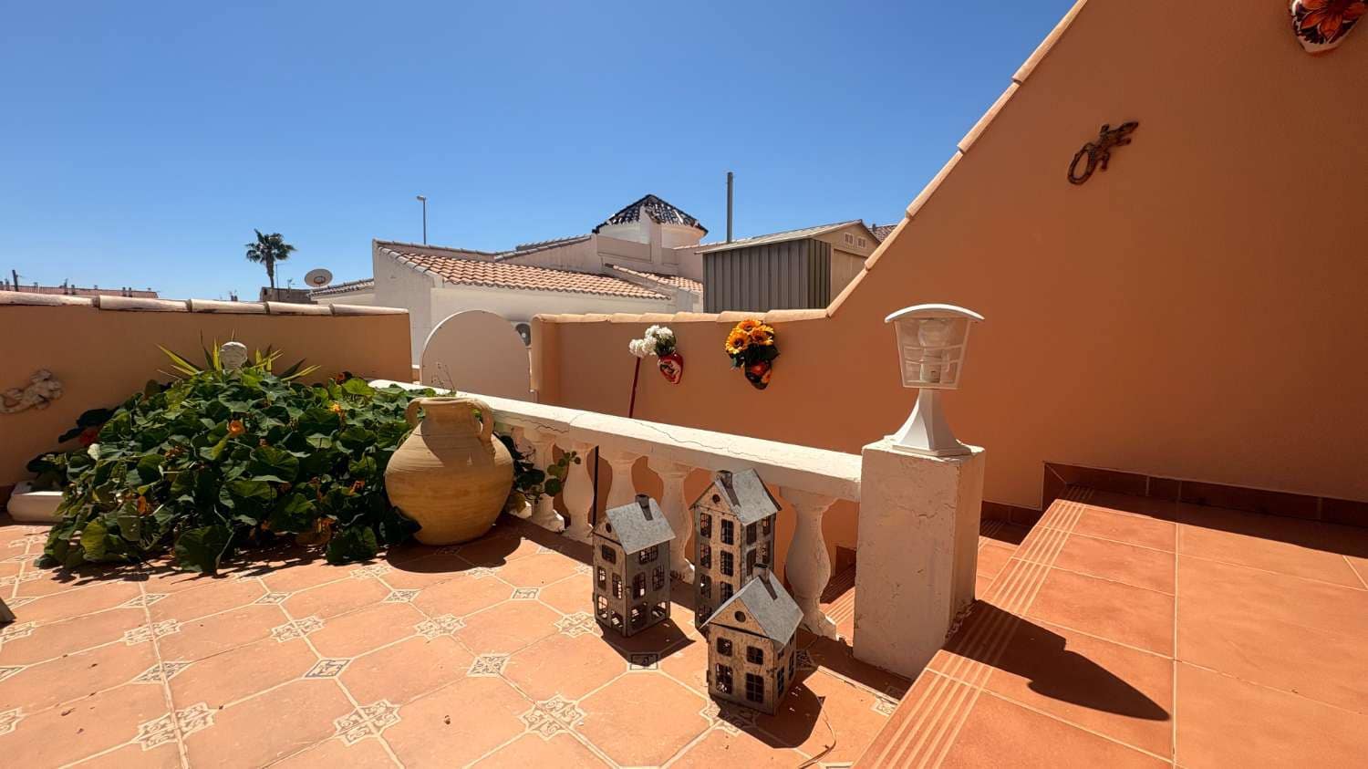 2 bedroom Beach Apartment for sale in Orihuela with pool - € 154,000 (Ref: 9777687)