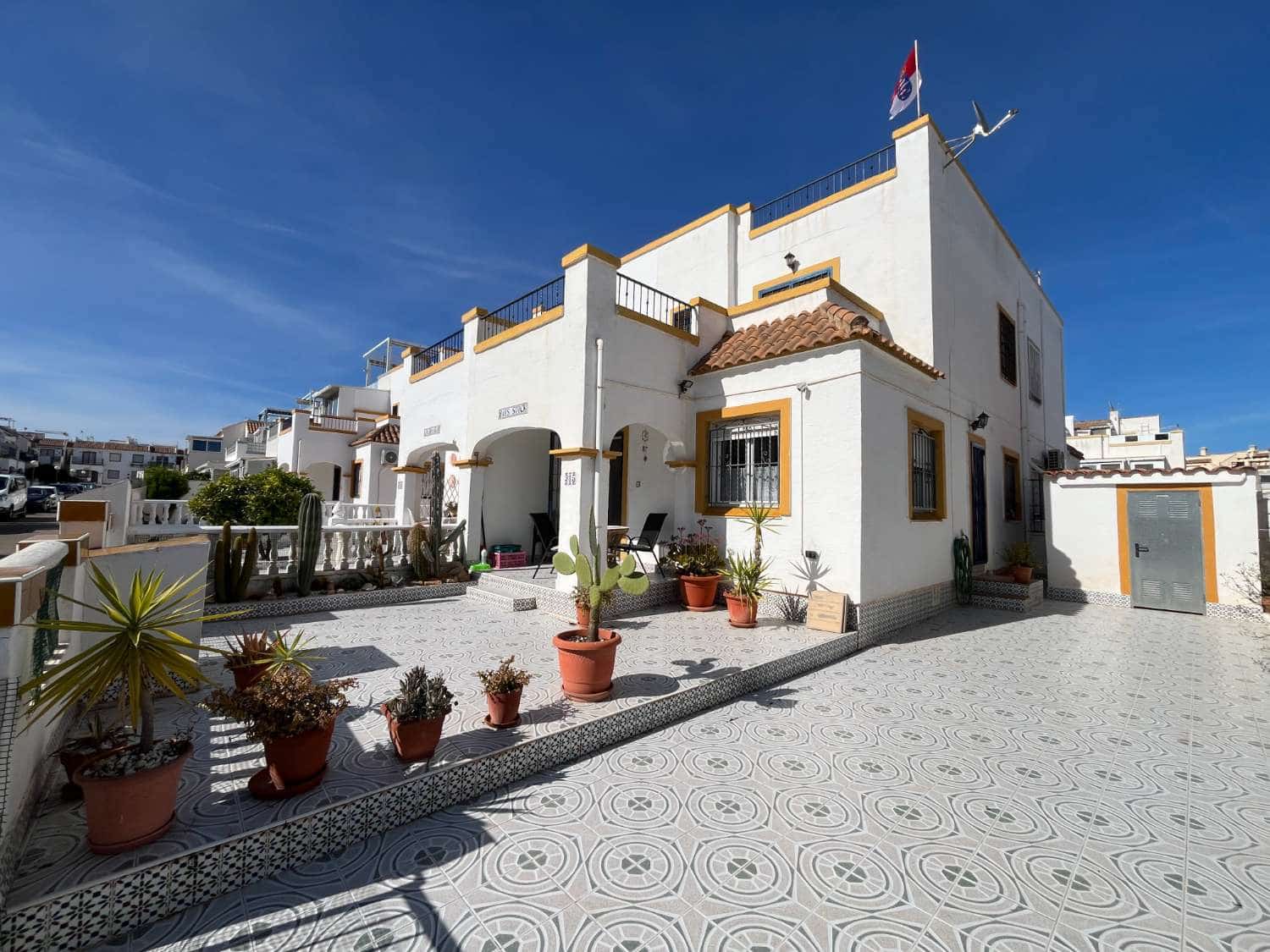 3 bedroom Townhouse for sale in Orihuela with pool - € 189,000 (Ref: 9785040)