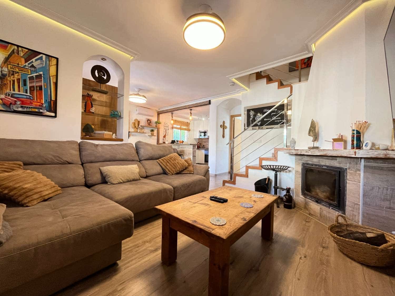 3 Zimmer Doppelhaus zu verkaufen in Orihuela mit Pool - 325.000 € (Ref: 9785041)