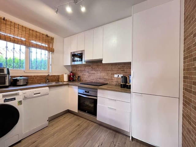 3 Zimmer Doppelhaus zu verkaufen in Orihuela mit Pool - 325.000 € (Ref: 9785041)