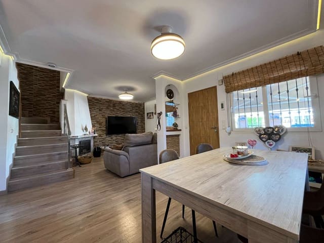 3 Zimmer Doppelhaus zu verkaufen in Orihuela mit Pool - 325.000 € (Ref: 9785041)