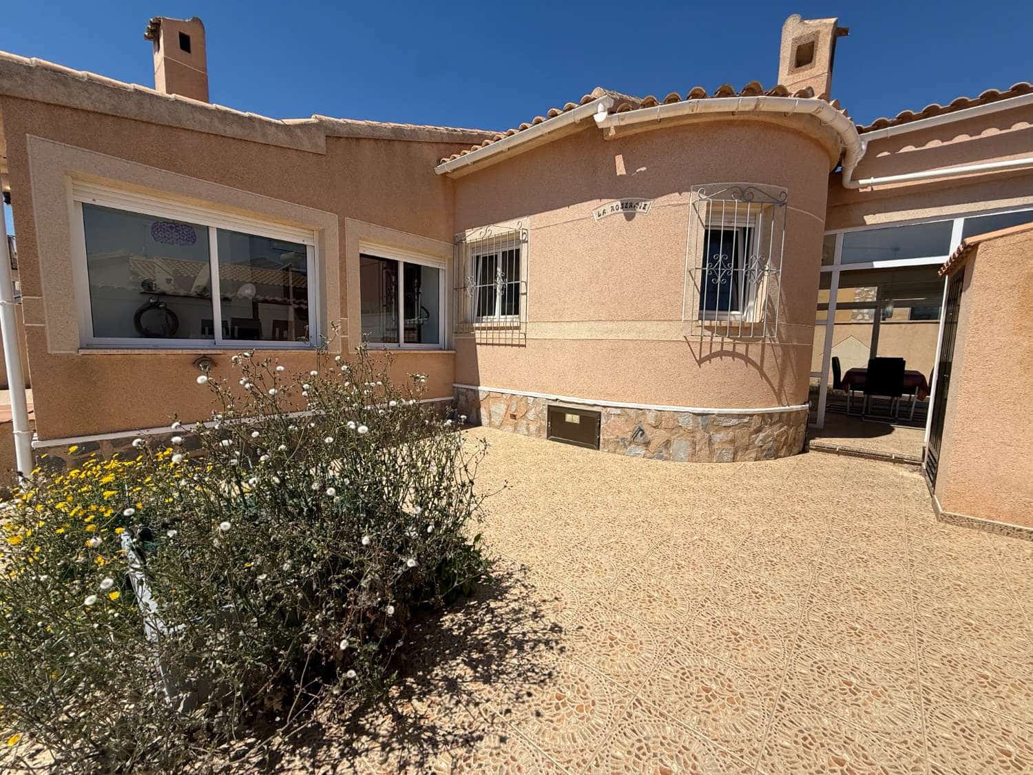 2 bedroom Villa for sale in Orihuela with pool garage - € 349,999 (Ref: 9785042)