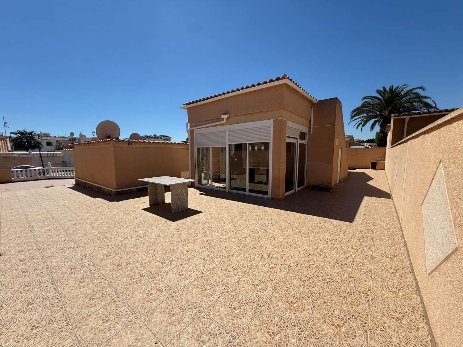 2 bedroom Villa for sale in Orihuela with pool garage - € 349,999 (Ref: 9785042)