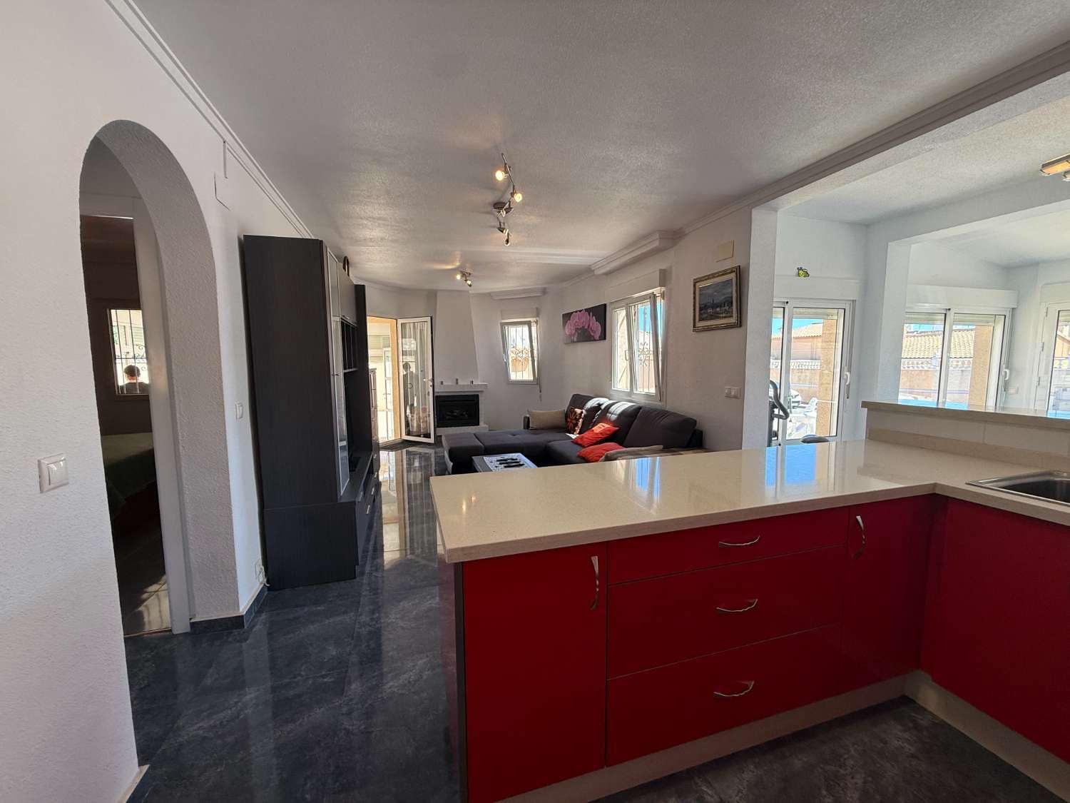 2 bedroom Villa for sale in Orihuela with pool garage - € 349,999 (Ref: 9785042)