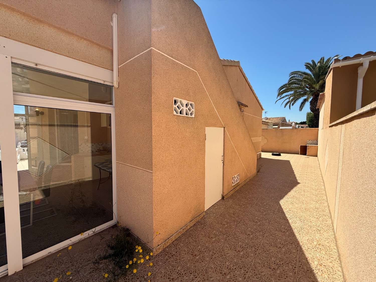 2 bedroom Villa for sale in Orihuela with pool garage - € 349,999 (Ref: 9785042)